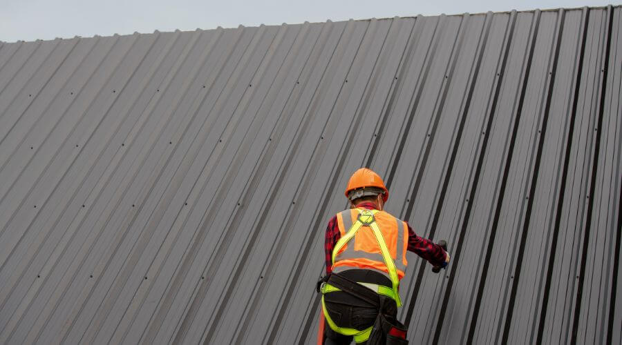 Professional gutter cleaning in Clarks Hill, IN